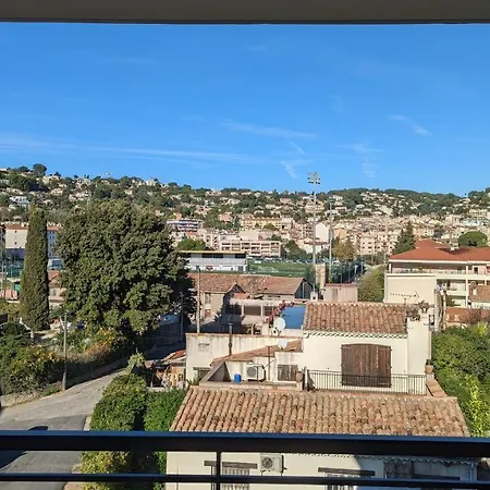 Superbe T2 En Avec Piscine Et Parking דירה *